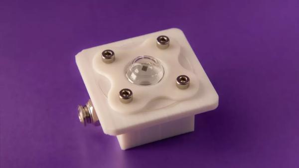 Производитель умных контактных линз привлек $250 млн инвестиций при оценке в $1,35 млрд
Производитель умных контактных линз привлек $250 млн инвестиций при оценке в $1,35 млрд